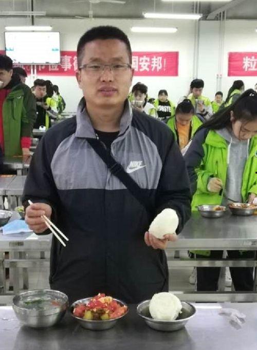 聊城二中吃瓜,揭秘校园里的“瓜田”风云