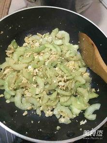 吃瓜炒鸡蛋视频