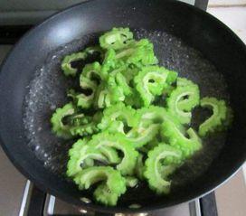 吃瓜为什么感到苦,探寻苦味生成的科学原理