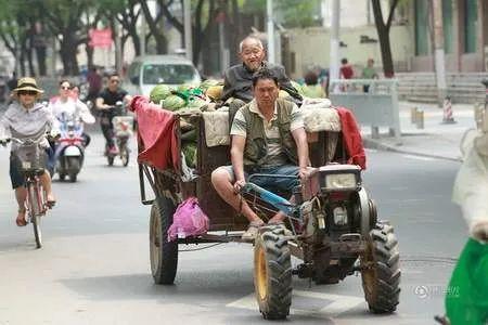 免费吃瓜摆摊赚钱