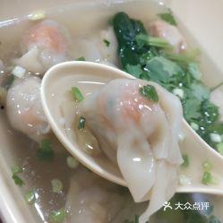 上海馄饨食堂吃瓜